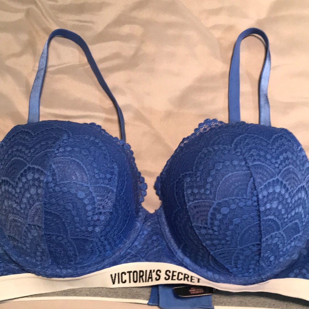 Victoria Secret Bra 38D Blue